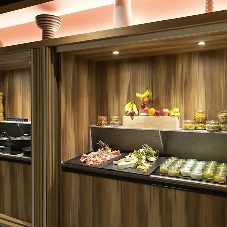 Novotel Strasbourg Centre Halles-3